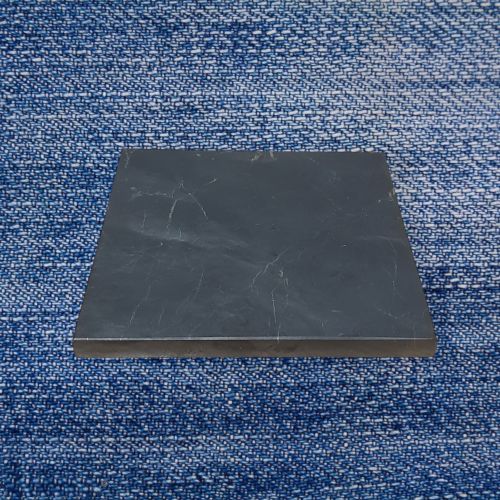 Плитка полированная из шунгита 1шт.